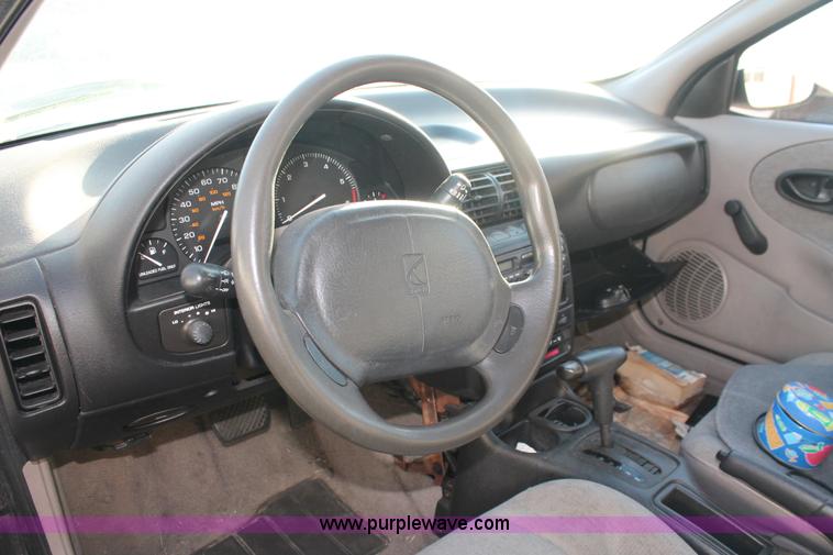 image for item V9084 1999 Saturn SL1