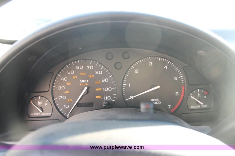 image for item V9084 1999 Saturn SL1