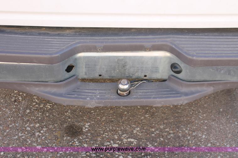 image for item V9085 1997 Ford Explorer SUV