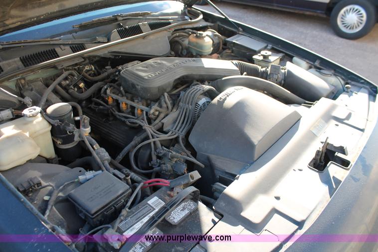 image for item V9086 1992 Ford Crown Victoria LX