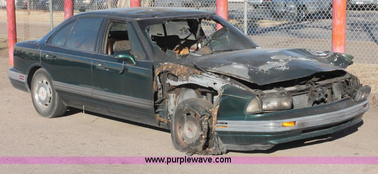 image for item V9088 1995 Oldsmobile Royale