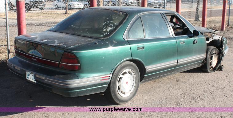 image for item V9088 1995 Oldsmobile Royale