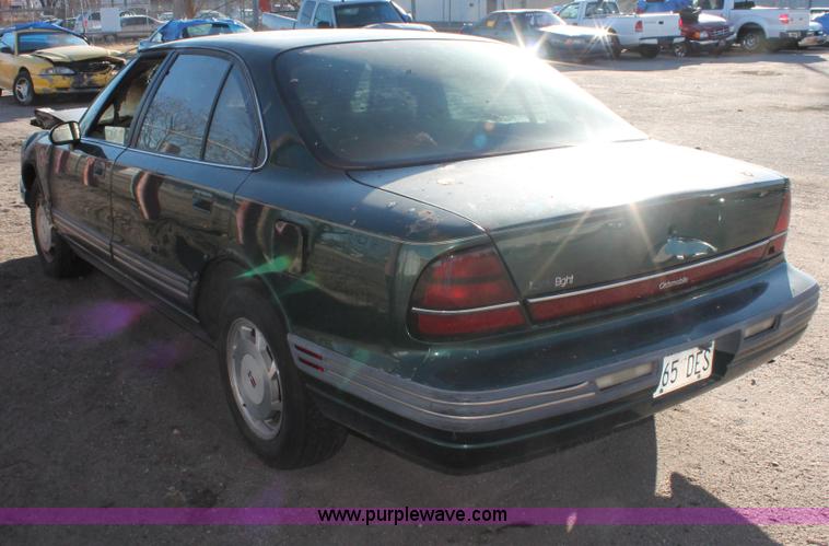 image for item V9088 1995 Oldsmobile Royale