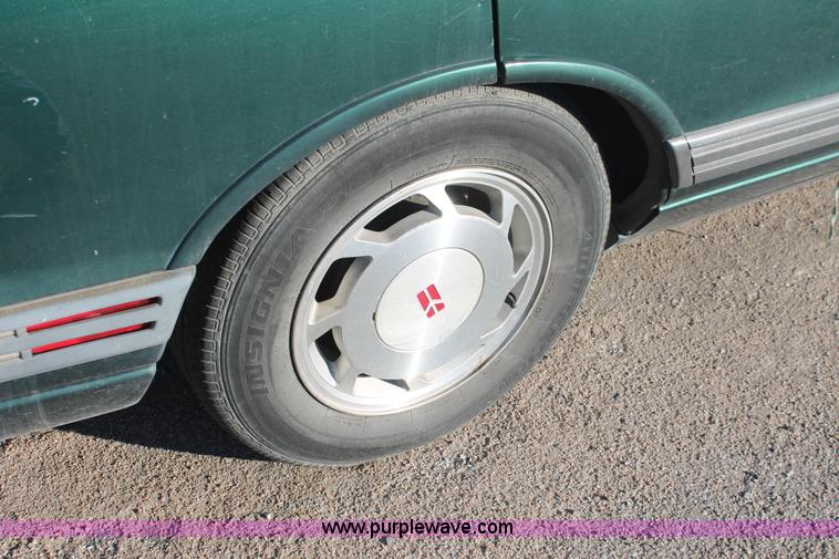 image for item V9088 1995 Oldsmobile Royale