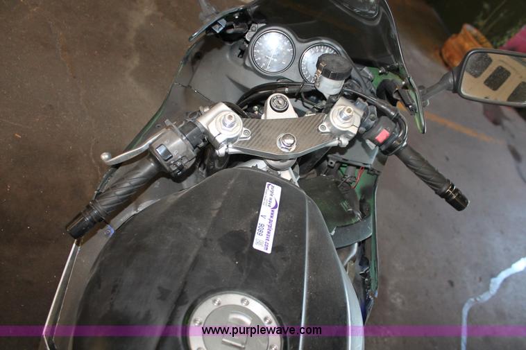 image for item V9089 1998 Yamaha YZF 600R motorcycle