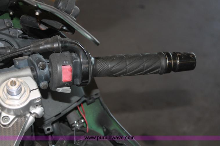 image for item V9089 1998 Yamaha YZF 600R motorcycle