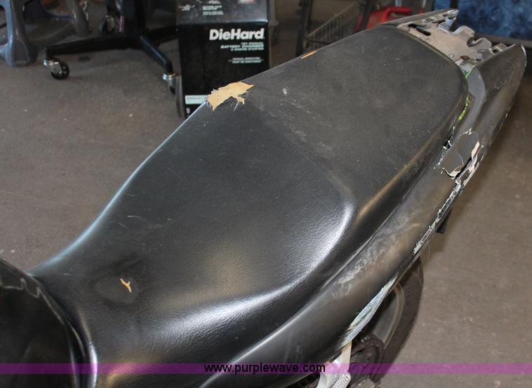 image for item V9089 1998 Yamaha YZF 600R motorcycle