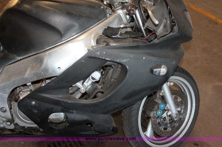 image for item V9089 1998 Yamaha YZF 600R motorcycle