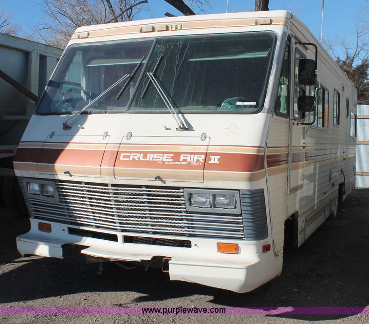 image for item V9090 1984 Chevrolet Cruise Air II camper