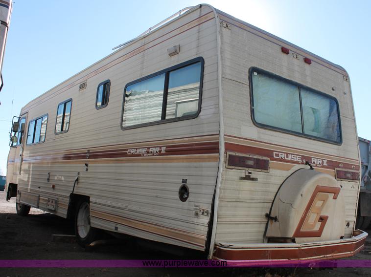 image for item V9090 1984 Chevrolet Cruise Air II camper