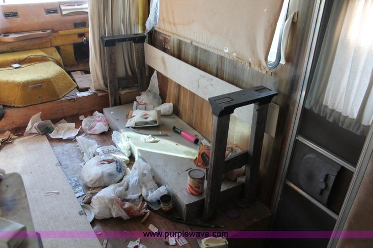 image for item V9090 1984 Chevrolet Cruise Air II camper