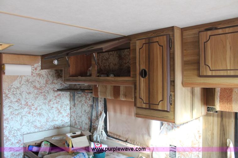 image for item V9090 1984 Chevrolet Cruise Air II camper