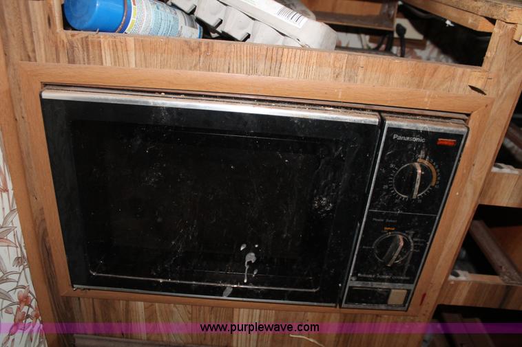 image for item V9090 1984 Chevrolet Cruise Air II camper