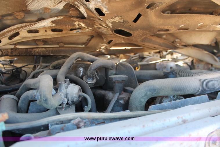 image for item V9091 1989 Ford F150 SuperCab pickup truck