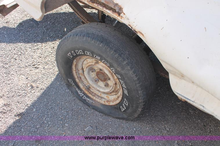 image for item V9091 1989 Ford F150 SuperCab pickup truck