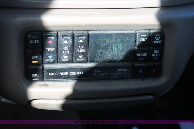 image for item V9092 2000 Buick Century Limited