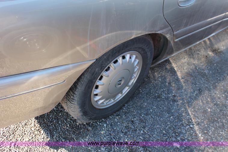 image for item V9092 2000 Buick Century Limited