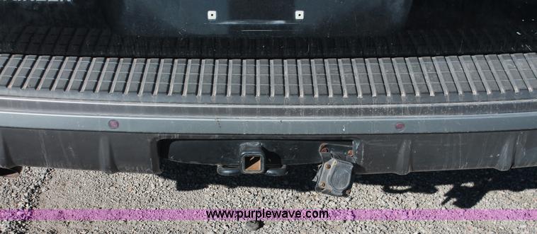image for item V9093 2002 Mercury Mountaineer SUV