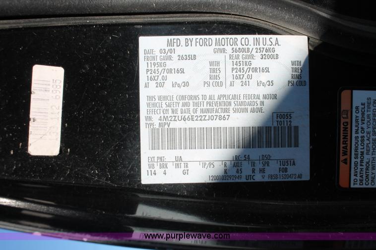 image for item V9093 2002 Mercury Mountaineer SUV