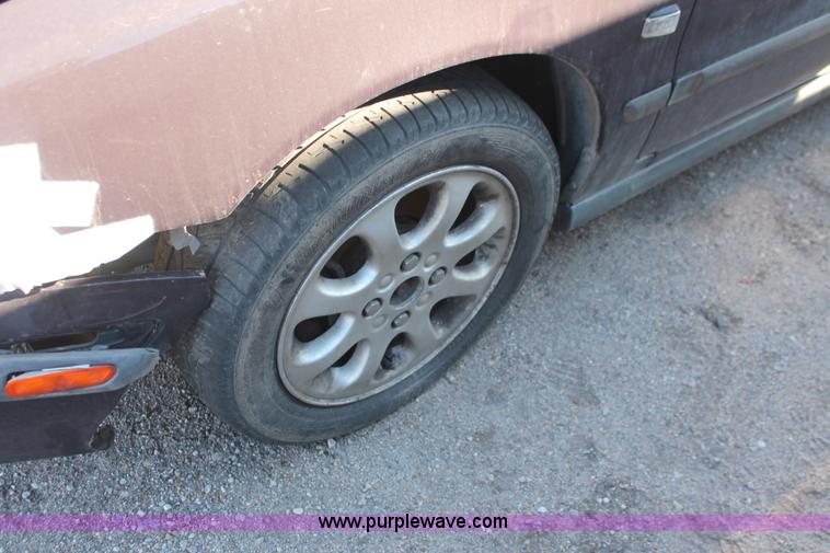 image for item V9094 2000 Volvo S40