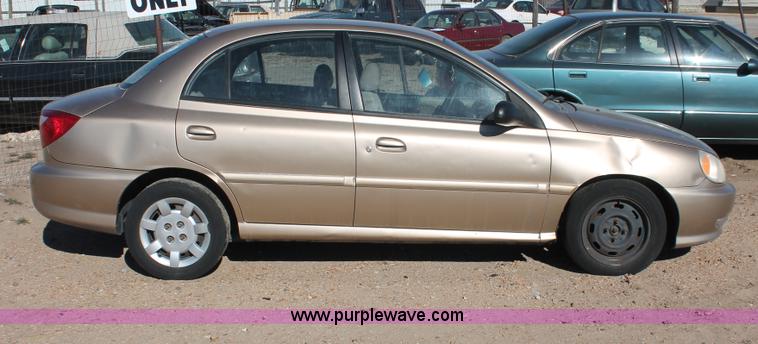 image for item V9096 2002 Kia Rio