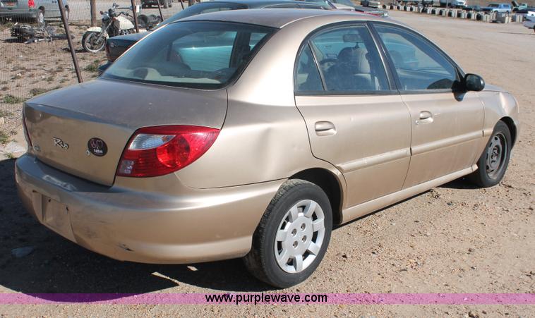 image for item V9096 2002 Kia Rio