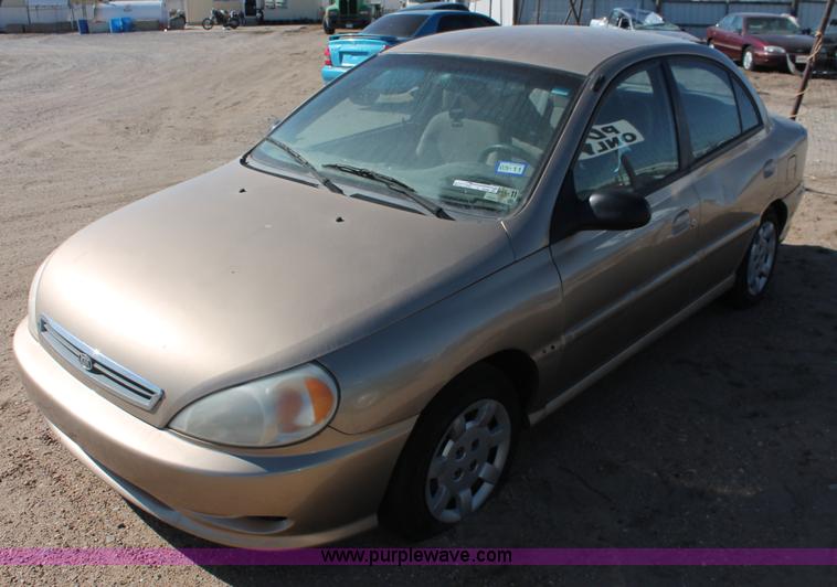 image for item V9096 2002 Kia Rio