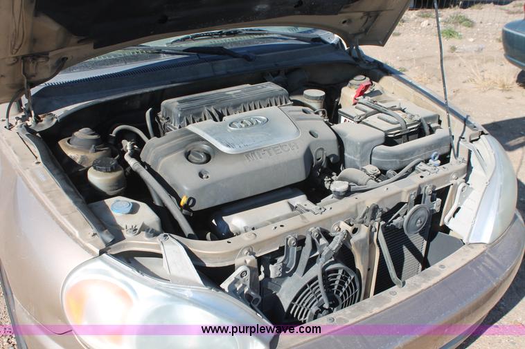 image for item V9096 2002 Kia Rio