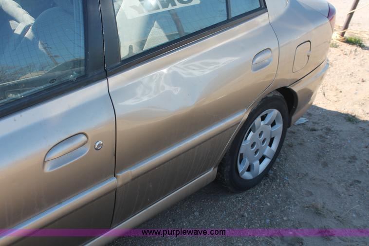 image for item V9096 2002 Kia Rio