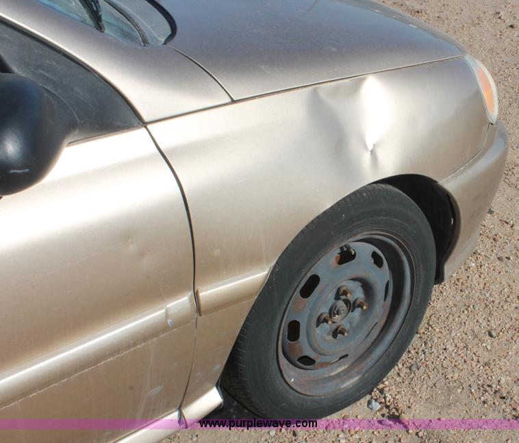 image for item V9096 2002 Kia Rio