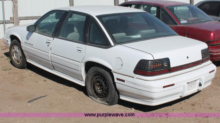 image for item V9102 1996 Pontiac Grand Prix SE