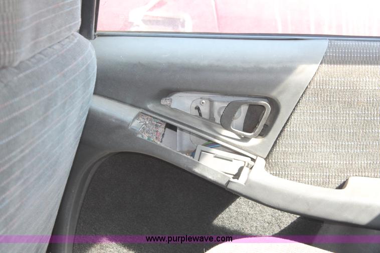 image for item V9102 1996 Pontiac Grand Prix SE