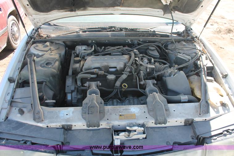 image for item V9102 1996 Pontiac Grand Prix SE