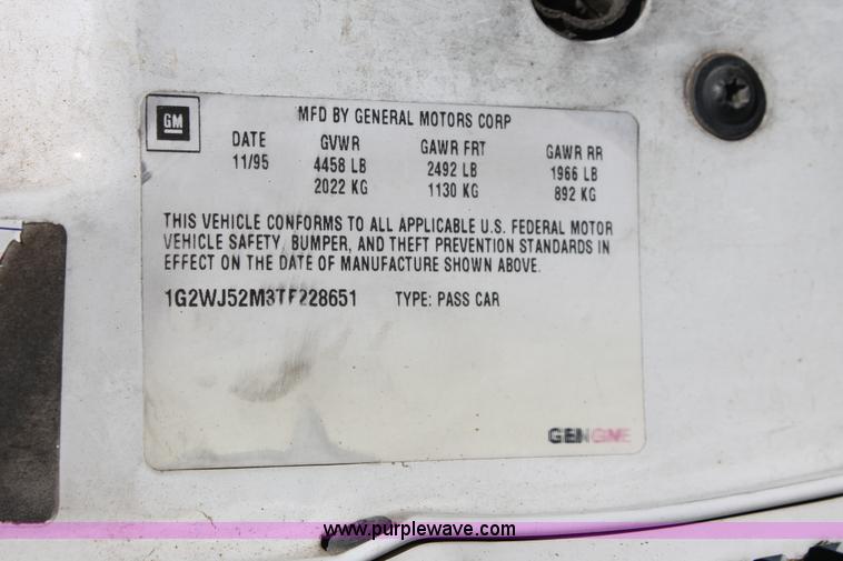 image for item V9102 1996 Pontiac Grand Prix SE