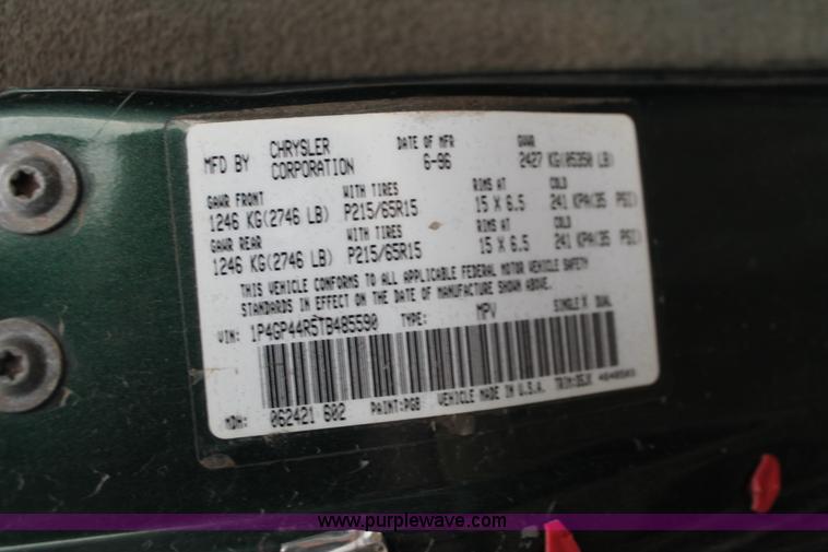 image for item V9215 1996 Plymouth Grand Voyager SE van