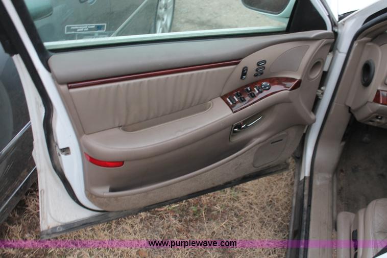 image for item V9216 1998 Buick Park Avenue Ultra