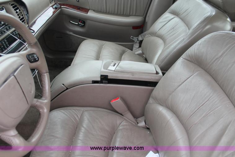 image for item V9216 1998 Buick Park Avenue Ultra