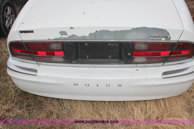 image for item V9216 1998 Buick Park Avenue Ultra