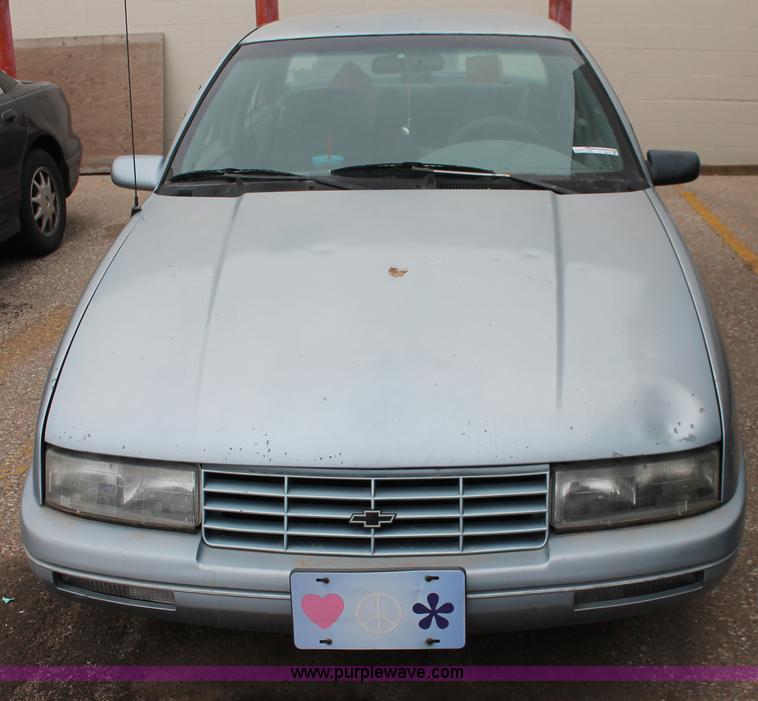 image for item V9217 1996 Chevrolet Corsica