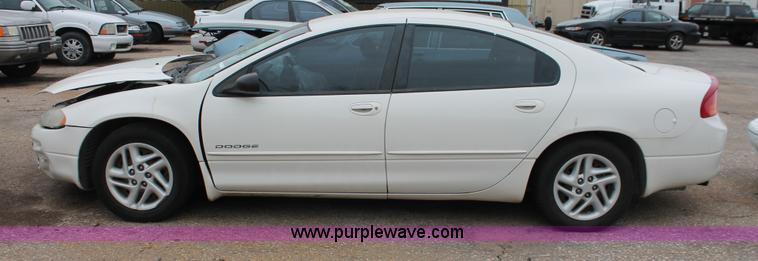 image for item V9218 2000 Dodge Intrepid