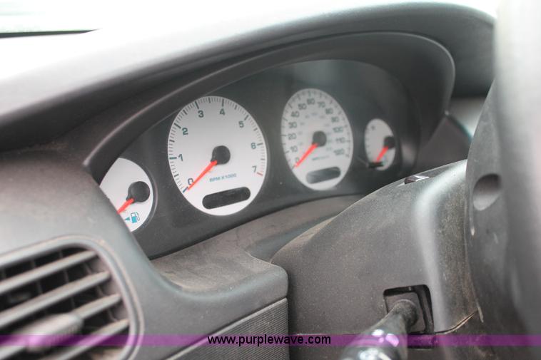 image for item V9218 2000 Dodge Intrepid