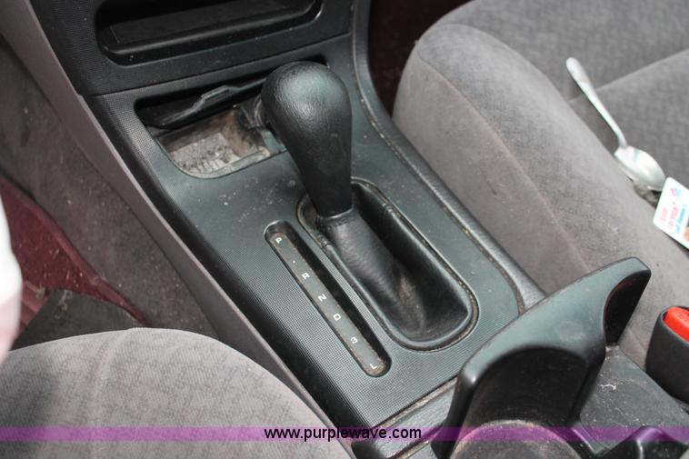 image for item V9218 2000 Dodge Intrepid