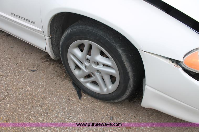 image for item V9218 2000 Dodge Intrepid