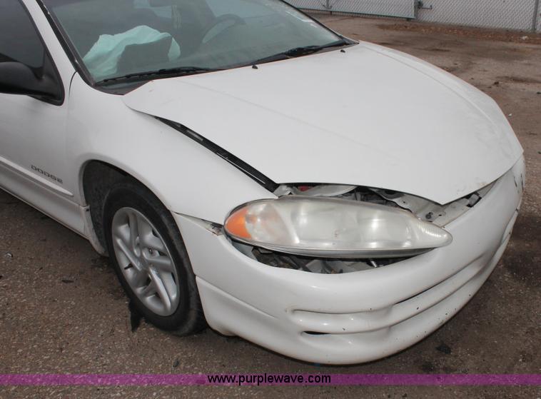 image for item V9218 2000 Dodge Intrepid