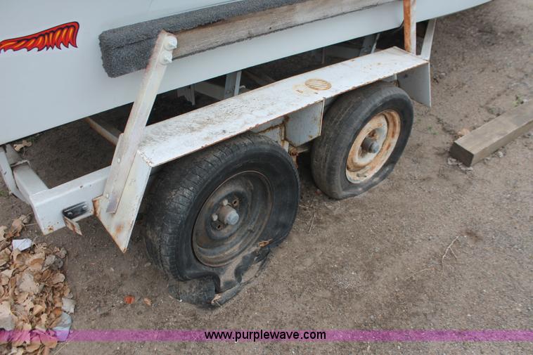 image for item V9219 1967 Chrysler 17' boat