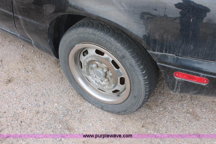 image for item V9220 1996 Mazda MX-5 Miata convertible