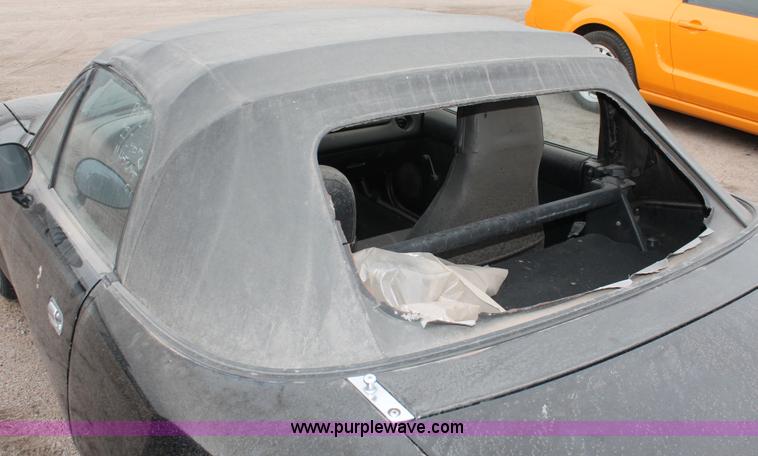 image for item V9220 1996 Mazda MX-5 Miata convertible