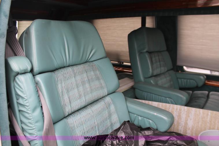 image for item V9221 1993 Chevrolet G30 Sport van