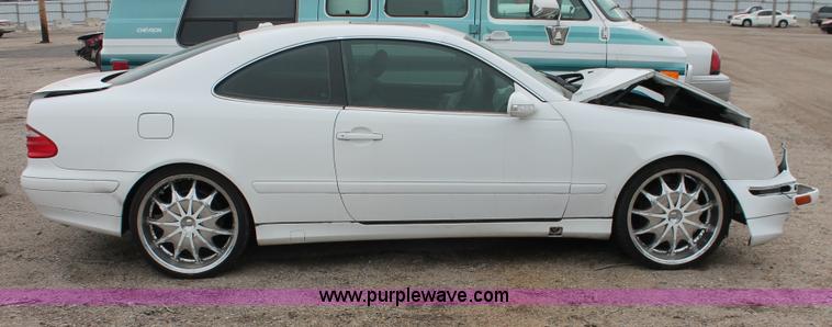 image for item V9222 2000 Mercedes Benz CLK320