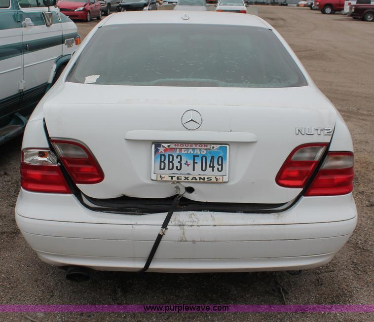 image for item V9222 2000 Mercedes Benz CLK320